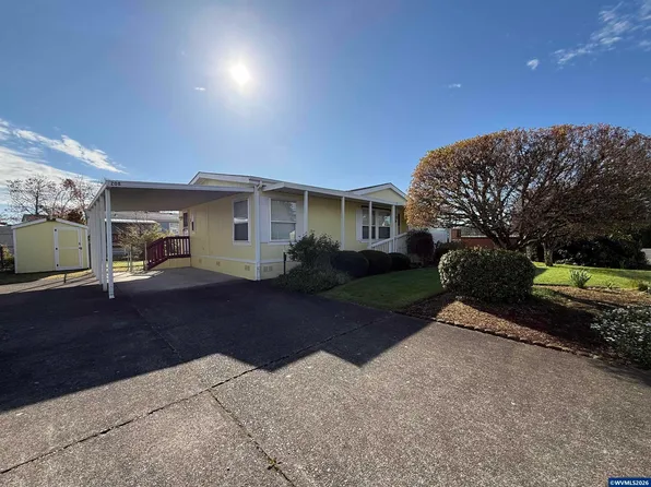 208 Bellevue Dr #1, Aumsville, OR 97325