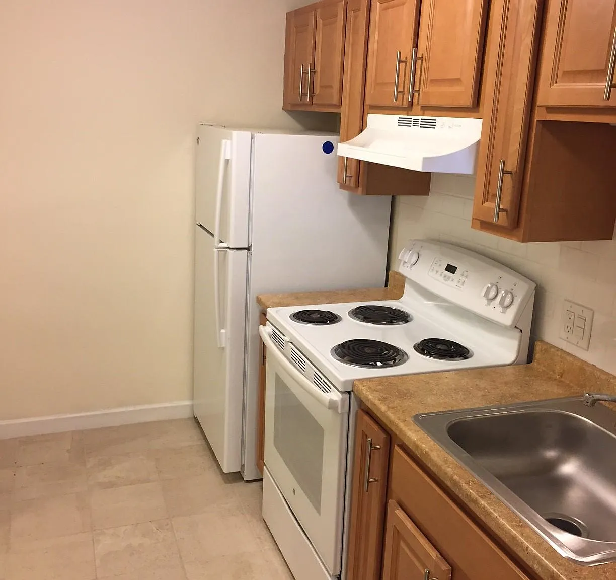 2 bed, 800 sqft, $2,450 — Photo 4