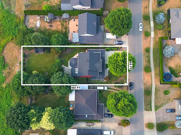 5th image of 10321 Parkwood Dr