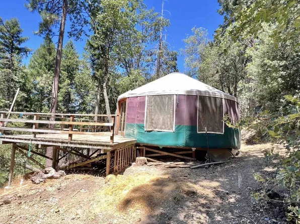 191 & 210 Eastridge North Ct, Hayfork, CA 96041