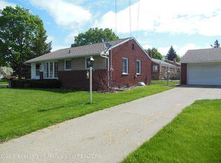 1114 Mitchell Ave, Lansing, MI 48917