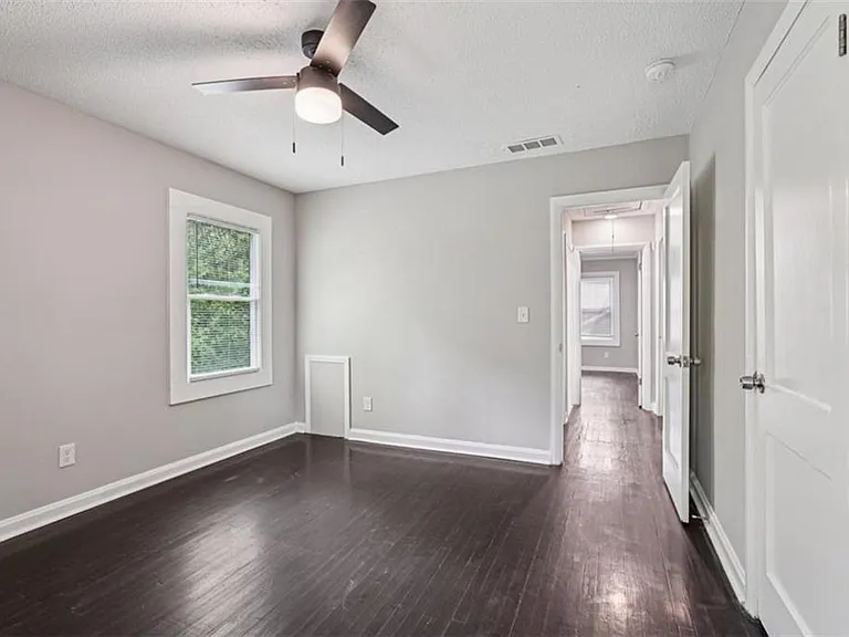 172 Meador Way SE — Photo 25