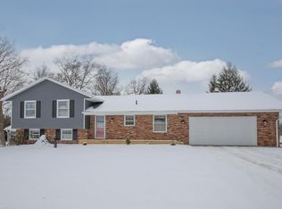 1053 Valley Rd, Salem, OH 44460