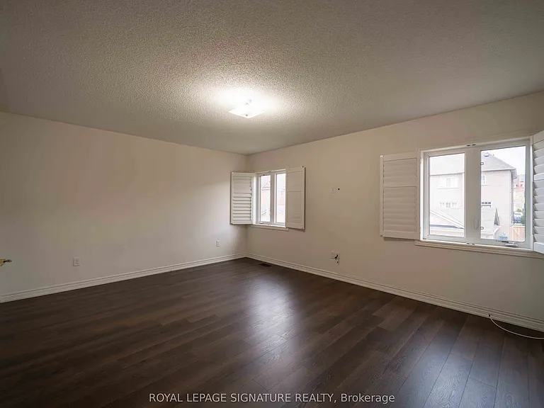 5570 Meadowcrest Ave — Photo 14