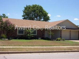 244 Lansford Dr, Benbrook, TX 76126