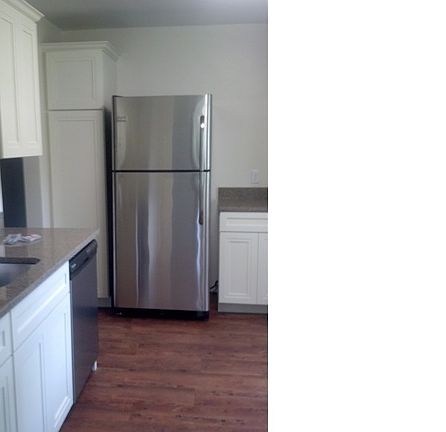4th image of 969 Campbell Blvd