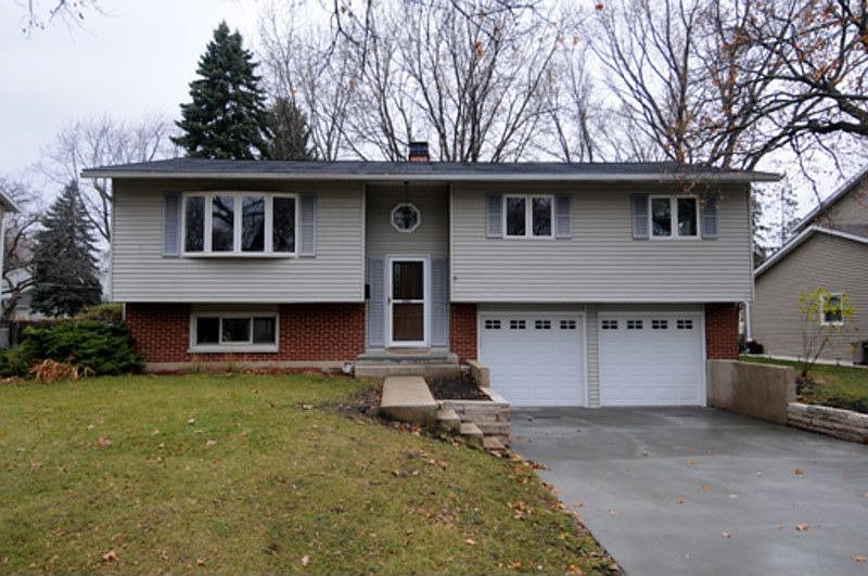 1st image of 1108 Greenwood Dr