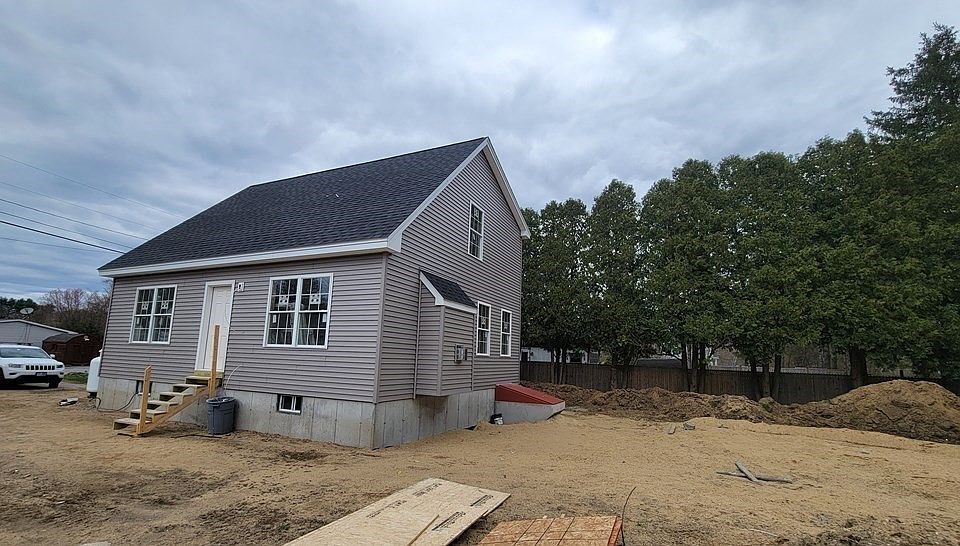 8 Evelyn Ave, Raymond, NH 03077 Zillow