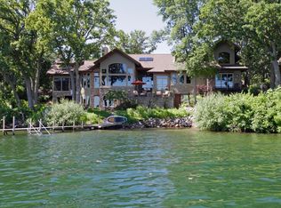 17206 Ross Rd, Spirit Lake, IA 51360