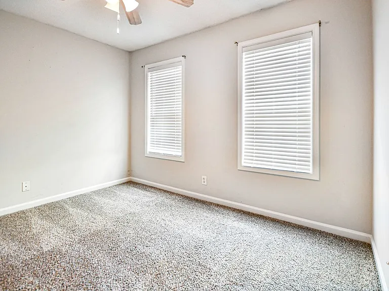 3378 Poplar Hl — Photo 19