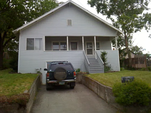 1408.5 E 10th Pl Photo 1