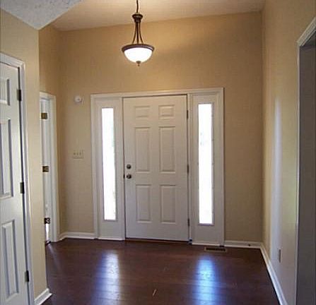 3rd image of 7681 Creekside Dr
