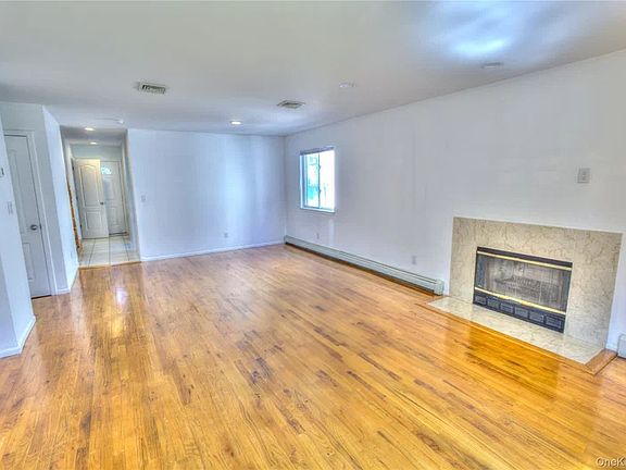 4th image of 62 Hickory Rd #B