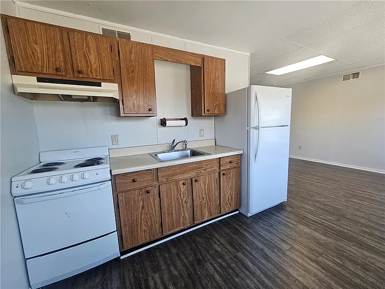 4067 Ridge Rd #2 — Photo 4