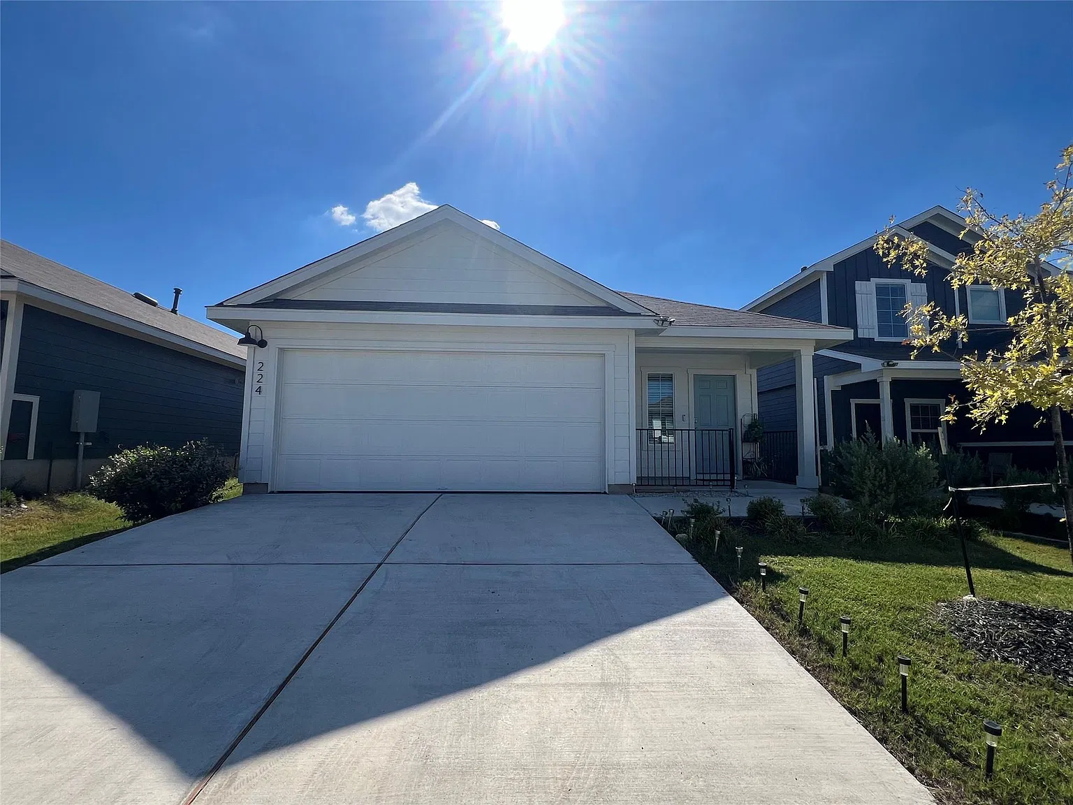 3 bed, 2.0 bath, 1470 sqft, $1,750 — Photo 2