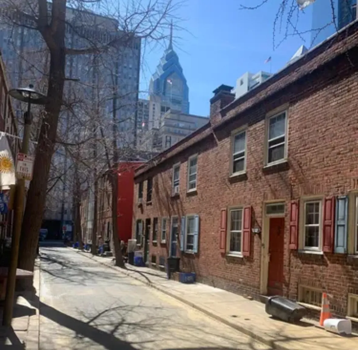 131 N Mole Street — Photo 4