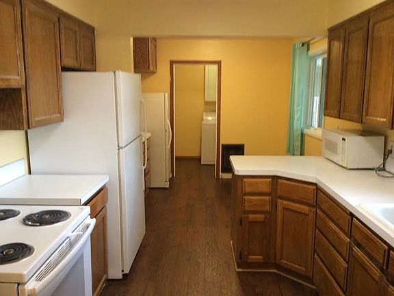 5th image of 280 SE 26th Ave