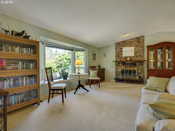 Living Room - Fireplace