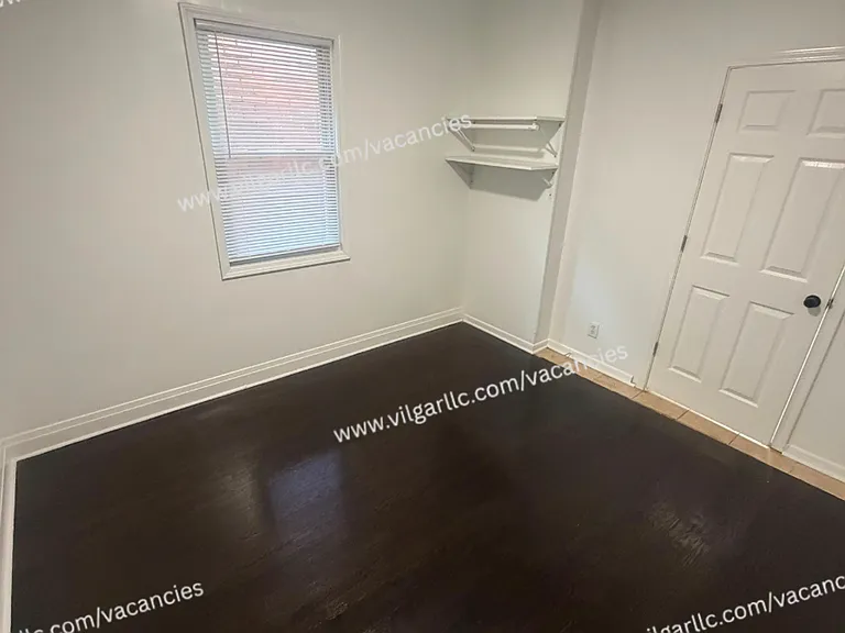 2435 Diamond Ave — Photo 20