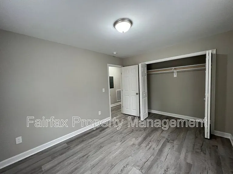2307 Owen St #C — Photo 5
