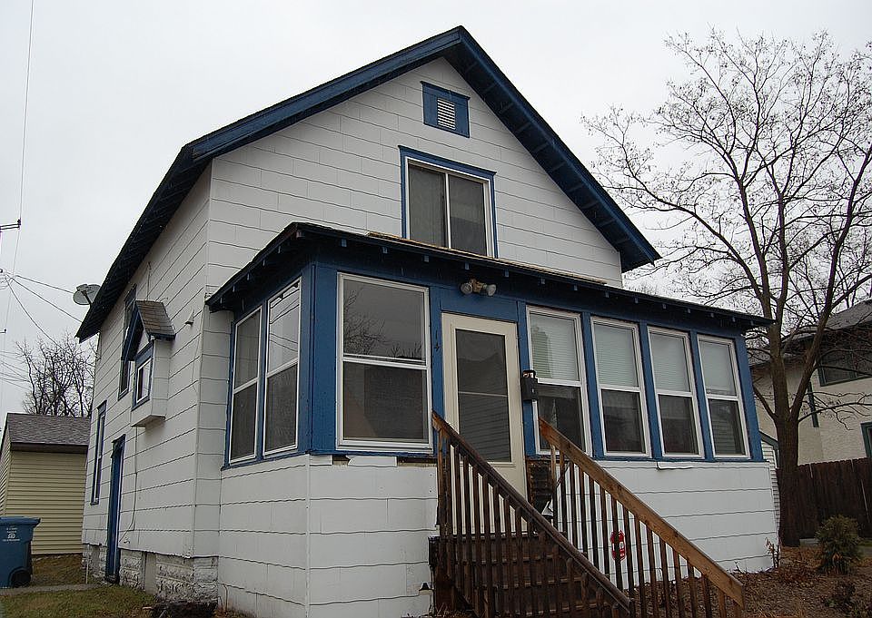 2nd image of 14 37th St E