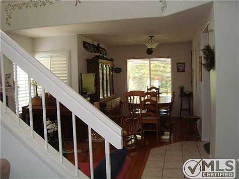 5th image of 253 Silvercreek Dr