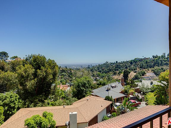 5th image of 2828 Westshire Dr