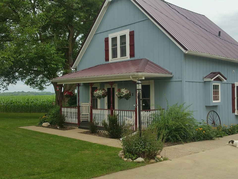 Country charm.