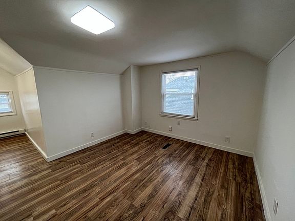 5th image of 2417 Blanchard Ave #4