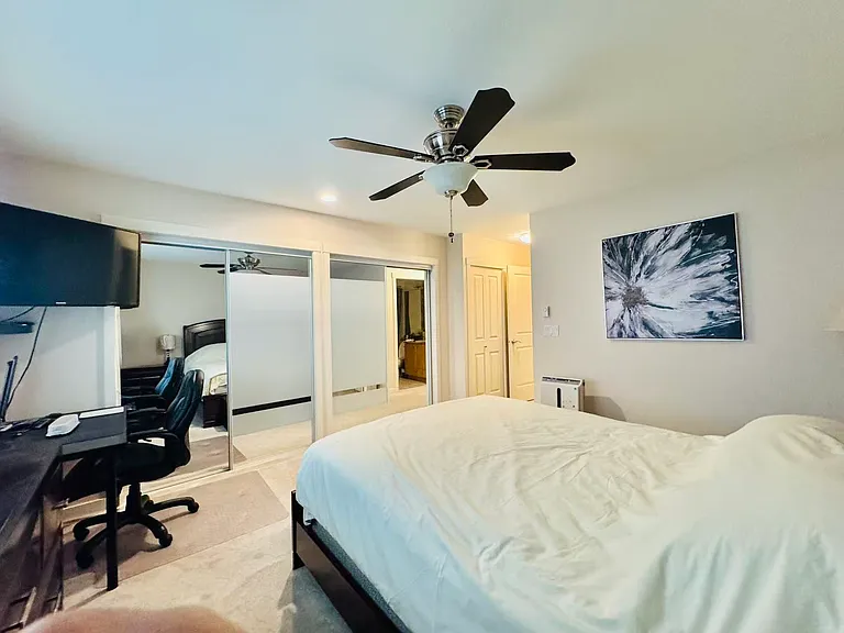 16789 60th Ave #3X — Photo 9