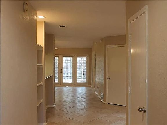 5th image of 5537 Stoney Glen Dr