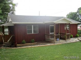 307 Beverly Ave, Hendersonville, NC 28792