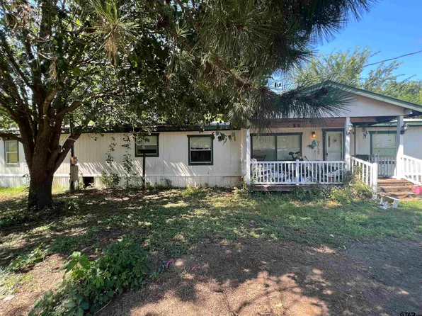 945 Woodhue Dr, Bullard, TX 75757