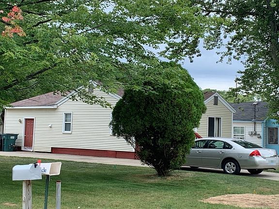 3rd image of 2337 Norman Ave