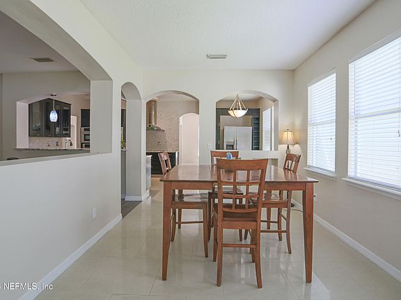 4th image of 12593 TROPIC Drive E