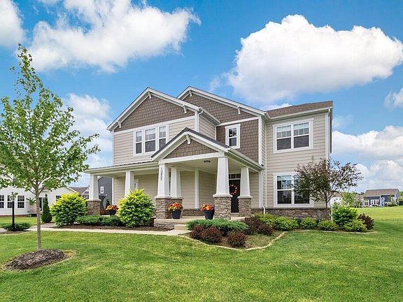 2nd image of 10855 Bellflower Dr