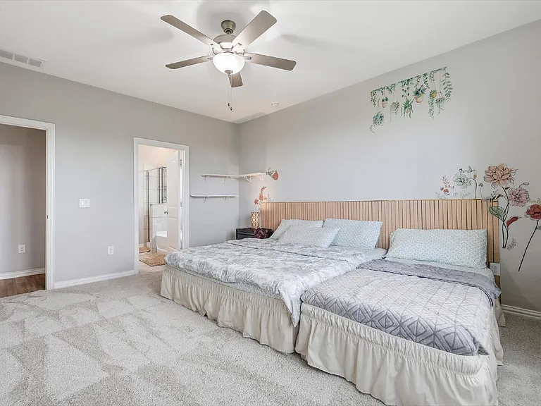 817 Adelyn St — Photo 16
