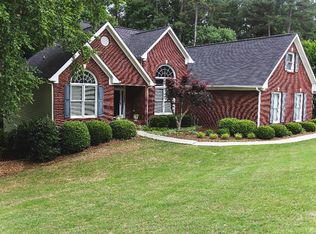 2041 Flowering Dr, Grayson, GA 30017