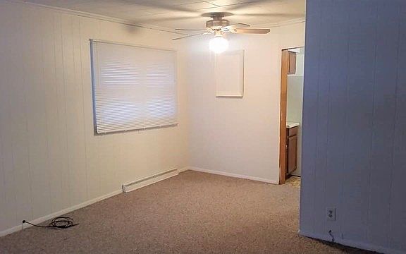 3rd image of 18850 W Park Cres