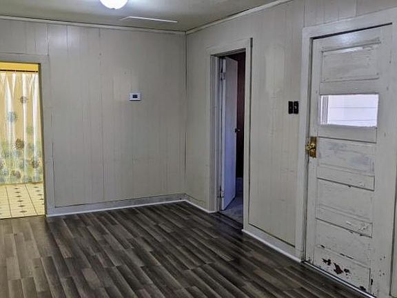 5th image of 15195 Sassafras Ln