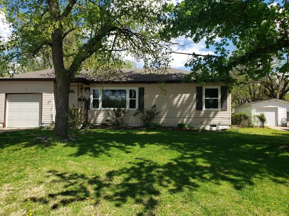 1720 Robbins St, Augusta, KS 67010