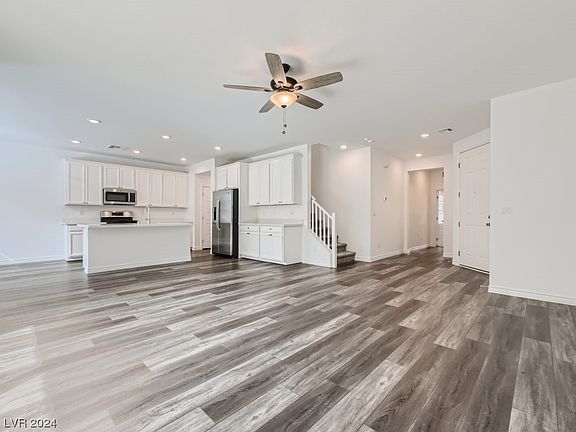5th image of 6827 Greensmen Ave