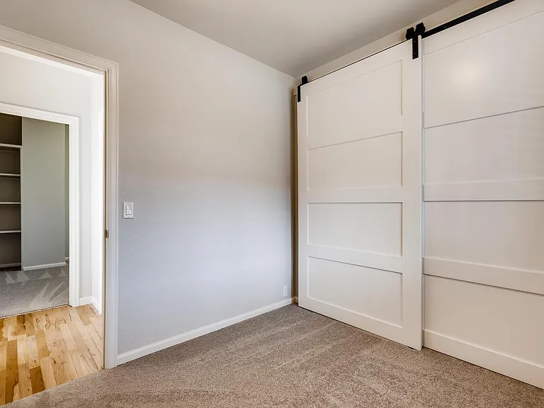 1237 Main St — Photo 13