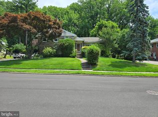 991 Indian Creek Rd, Jenkintown, PA 19046