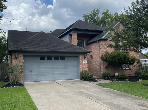 818 Heather Park Ct, Sugar Land, TX 77479