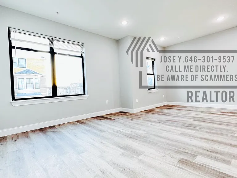 85 Auburn St #81 — Photo 2