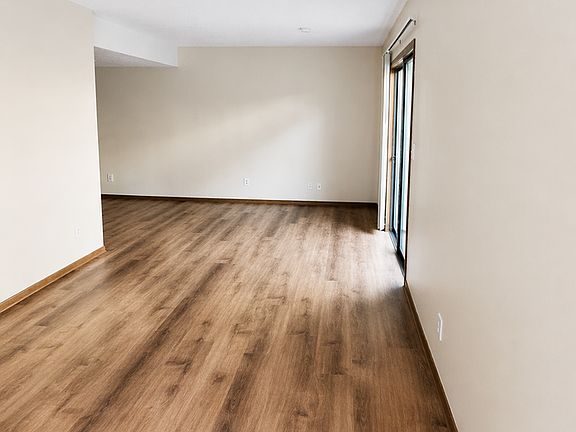 2nd image of 3869 Treebrook Dr #3869
