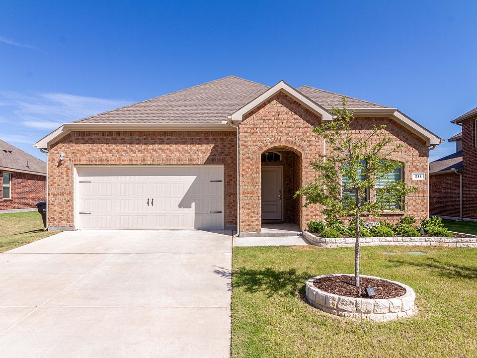 1st image of 211 Whitetail Way