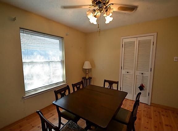 2nd image of 32 Highland Pl