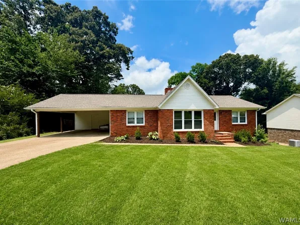 3842 Destin Ln, Northport, AL 35473